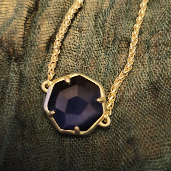 Kendra Scott adjustable bracelet. Soft gold colored chain w/blue stone - Picture 3 of 3